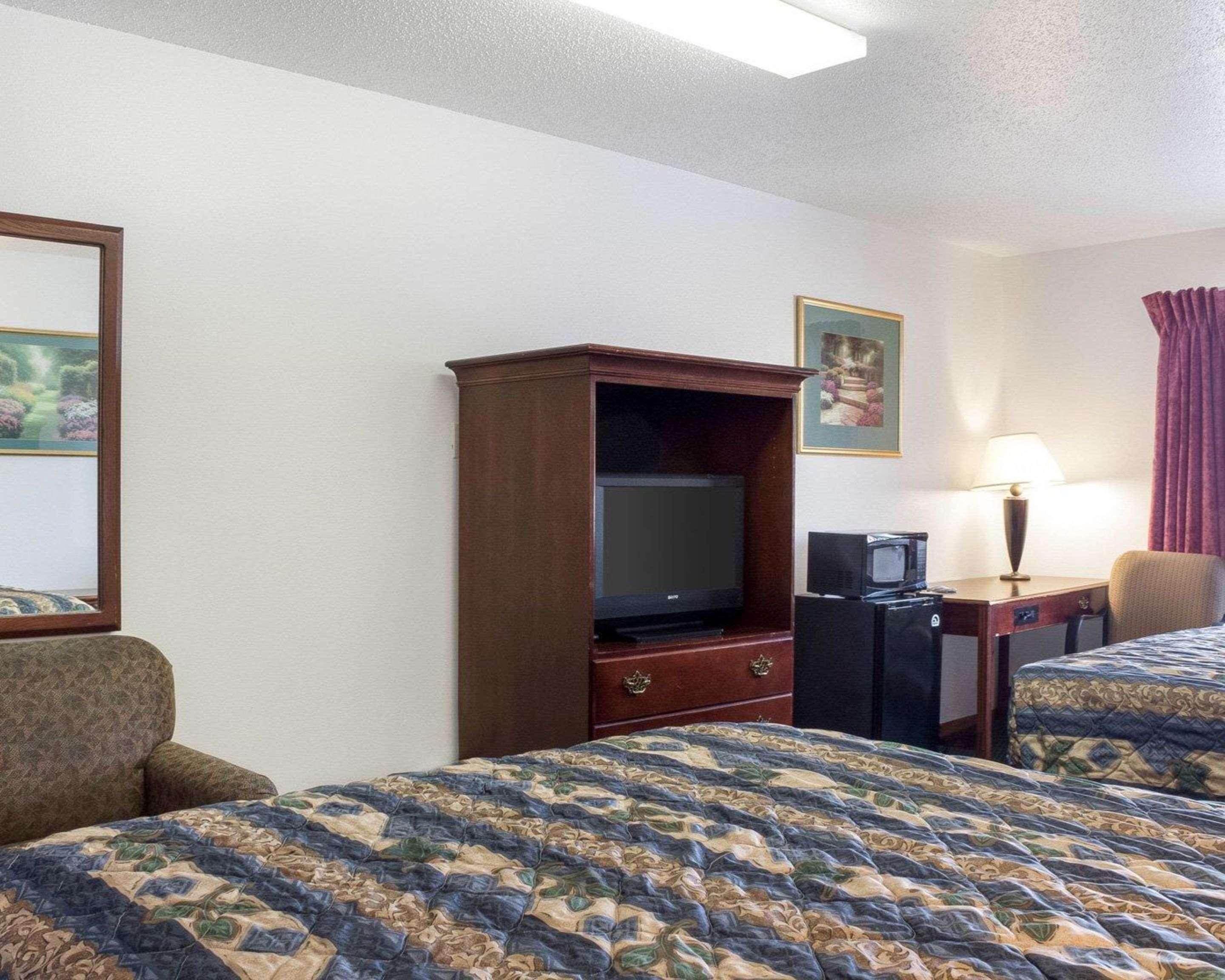Rodeway Inn West Fargo Dış mekan fotoğraf