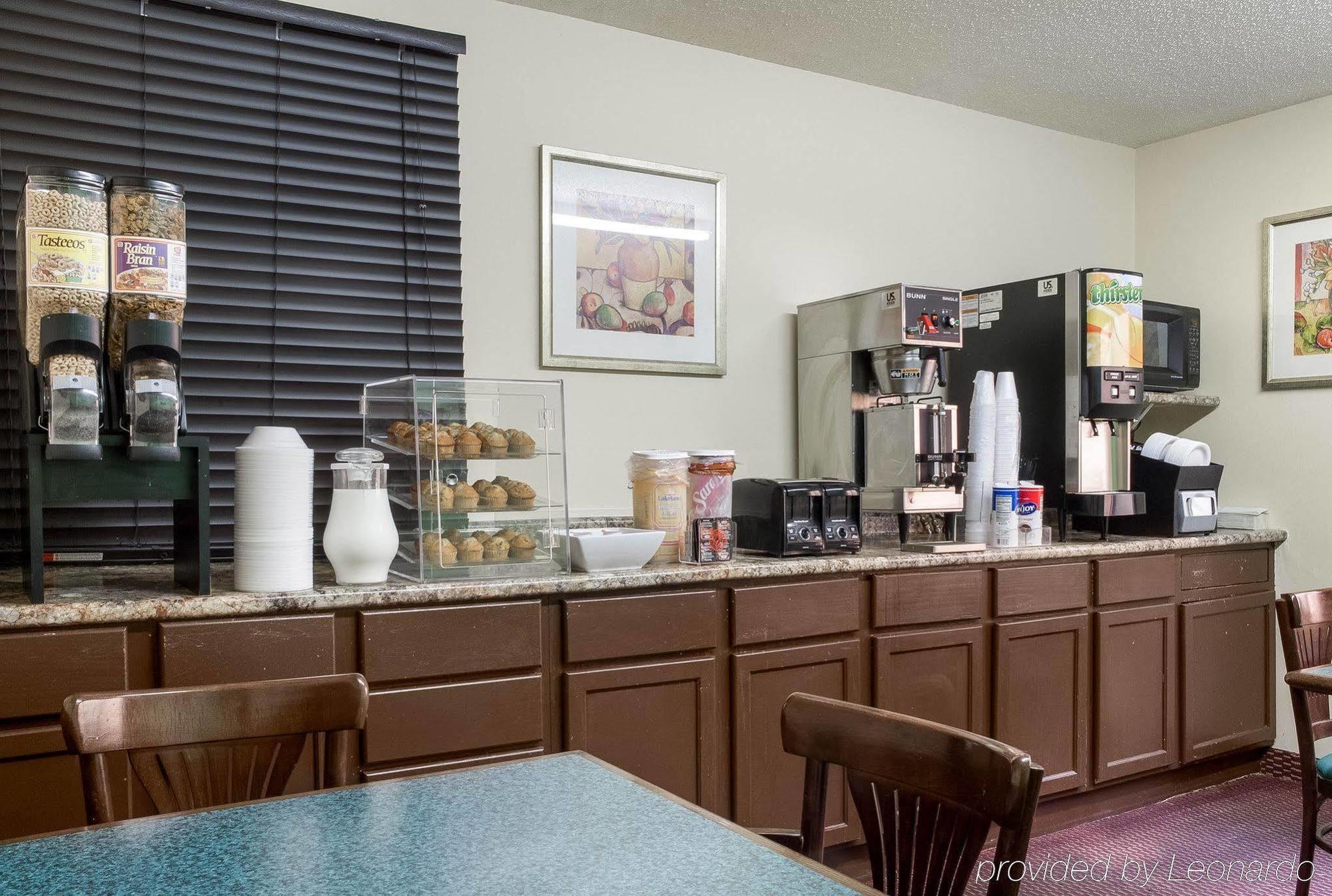Rodeway Inn West Fargo Dış mekan fotoğraf